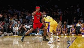 乎没有摊牌 乎没有摊牌